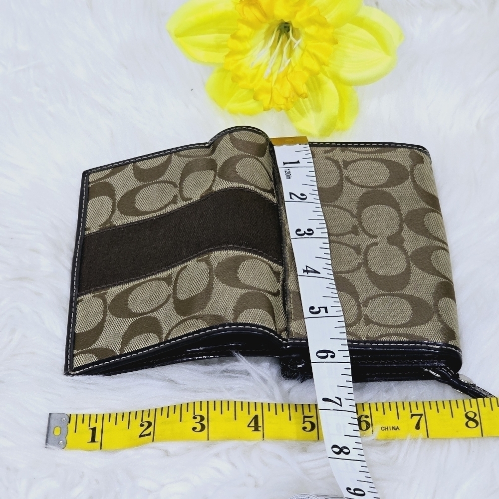Coach Signature Print & Leather Wallet - Picture 4 of 17